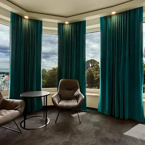 *** Hotel One Warsaw-chopin Polen