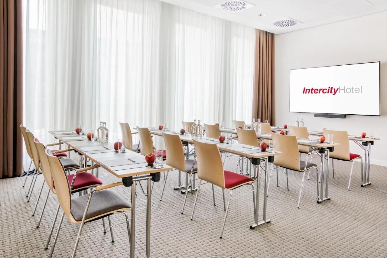 Intercityhotel Hamburg-Barmbek 4*, Hamburgo Alemania